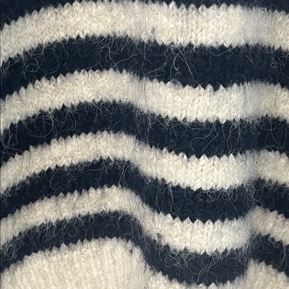 Zara Strip Sweater with rhinestone Buttons alpaca blend SzL - Picture 6 of 8